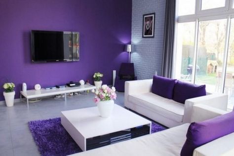 20 Beautiful Purple Living Room Ideas Purple Living Room Ideas, Hall Colour, Purple Wall Decor, Purple Living Room, Furnitur Ruang Keluarga, White Bedroom Design, Home Decor Catalogs, Purple Interior, Purple Rooms