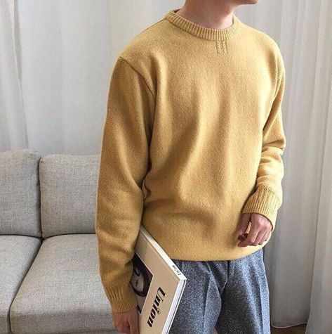 Yellow Sweater Outfit, Hufflepuff Outfit, Soft Boy Outfits, Soft Boy Aesthetic, Sweater Outfits Men, Hufflepuff Aesthetic, Yellow Clothes, Aesthetic Outfits Men, Cedric Diggory