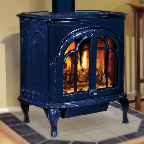 The IronStrike Serefina 1500 Direct Vent Gas Stove sets the mood for any space with its massive, traditional-looking design. This gas stove captures the classic look of a cast-iron stove and comes in four different finishes to match your home decor. Cast Iron Wood Burning Stove, Woodstove Ideas, Indoor Wood Stove, Wood Burning Stove Insert, Small Gas Stove, Direct Vent Gas Stove, Gas Stove Fireplace, Coal Burning Stove, Wood Stove Surround