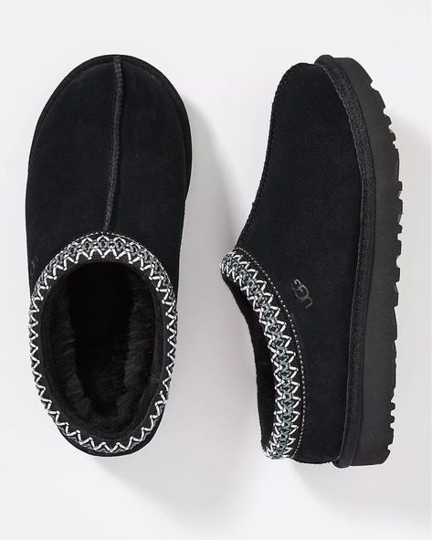 Black Ugg Slippers, Cute Uggs, Tasman Slippers, Ugg Tasman Slippers, Dr Shoes, Pretty Shoes Sneakers, Ugg Tasman, Black Uggs, Suede Slippers