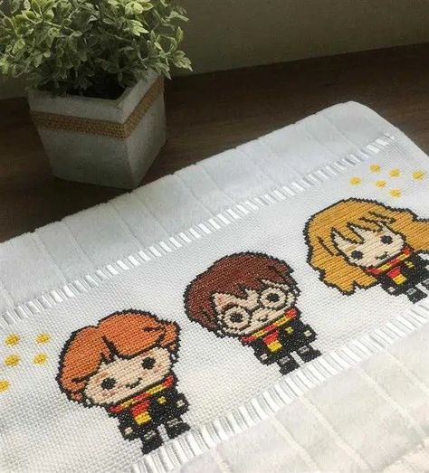 Harry Potter Love, Harry Potter, Instagram Profile, Kids Rugs, Embroidery, Crochet, On Instagram