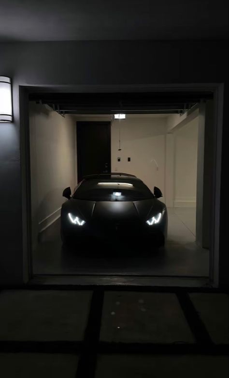 #lamborghini #lamborghiniclassiccars #lamborghinihuracan #lamborginiaventador #carspotting Brp Port High Quality, Dark Luxury Aesthetic, Millionaire Lifestyle Luxury, Million Dollar House, Rich Aesthetic, Lamborghini Veneno, Just Pray, Classy Cars, Lamborghini Gallardo