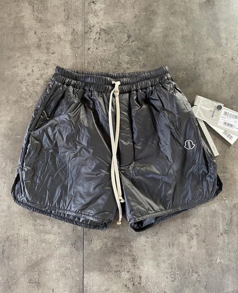 Grailed on Instagram: “Rick Owens x Moncler Padded Nylon Shorts from seller 'cozyboo'.⁠⁠” Nylon Shorts, Looks Street Style, Rick Owens, Clothing Store, Mens Short, A Photo, Casual Shorts, Street Style, Womens Shorts