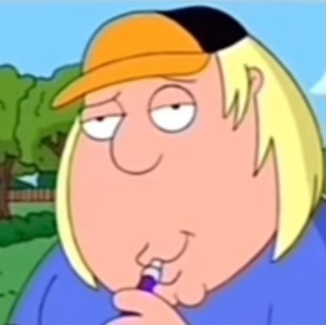 Family guy family guy family guy chrissy Proud Family Pfp, Meg Family Guy, Family Guy Meme, Family Guys, Family Guy Funny, Family Guy Funny Moments, Funny Expressions, Bad Picture, Silly Images