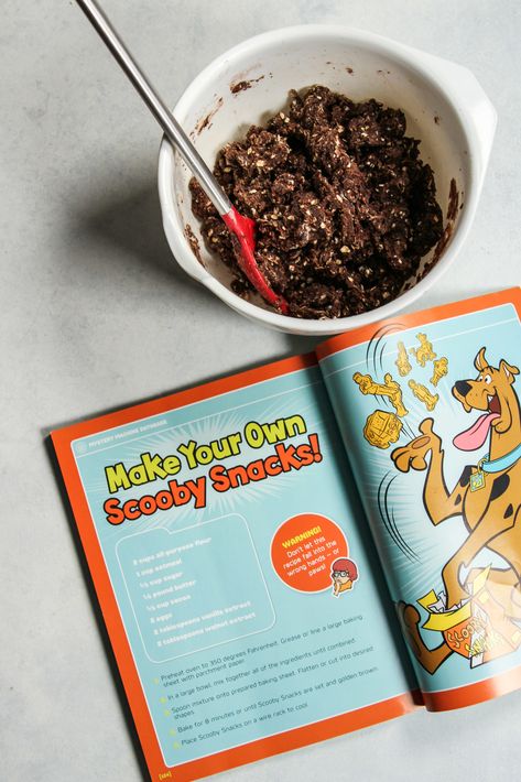 Scooby Snacks Recipe, Milkshake Recipe Chocolate, Surprise Cookie, Cookie Recipes For Kids, Scooby Snacks, Milkshake Recipes, How To Make Pizza, Baking Flour, Bake Sale