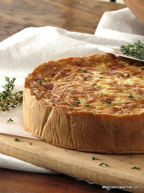 Lowcarb Quiche Lorraine Low Carb Crust, Springform Pan Recipes, Ham Quiche, Low Carb Quiche, Savoury Tarts, Almond Crust, Low Carb Maven, Bacon And Cheese, Almond Crusted