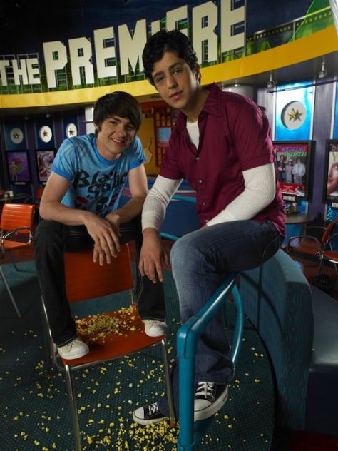 Pictures & Photos of Josh Peck Old Nickelodeon, Growing Up In The 2000s, Clarissa Explains It All, Dan Schneider, Josh Peck, Drake & Josh, Drake And Josh, Drake Bell, Teens Movies