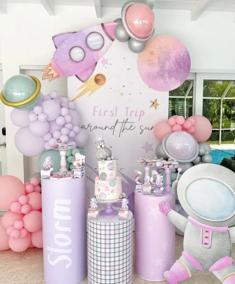 Luna First Birthday, Baby Girl Birthday Theme First, Pink Space Birthday Party, Baby 1st Birthday Themes Girl, Cute 1st Birthday Themes Girl, One Birthday Theme Girl, Reach Four The Stars Birthday Ideas, Space Girl Birthday Party, 1st Bday Party Ideas Girl Theme