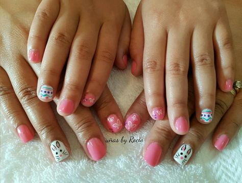 Easter mom and daughter Mommy Daughter Matching Nails, Mom And Daughter Matching Nails, Mother Daughter Nails Ideas, Mommy And Me Nail Ideas, Mom And Daughter Nails, Mommy And Me Nails, Princess Nail Designs, Kid Nails, Matching Nails