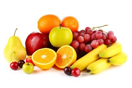 Ripe fruits isolated on white background Unclog Arteries, Snack Bread, High Sugar Fruits, Fruit Delivery, Water For Health, Fruits Art, Healthy Fruits And Vegetables, Wooden Platters, Meals On Wheels