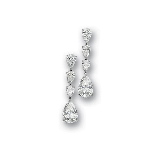 Fine Earrings Jewelry, Diamond Earrings Elegant, Silver Earrings Diamond, Luxury Earrings Diamond, Wedding Diamond Earrings, Diamond Earrings Aesthetic, Dangly Diamond Earrings, Jewellery Design Gold, Fine Jewelry Display