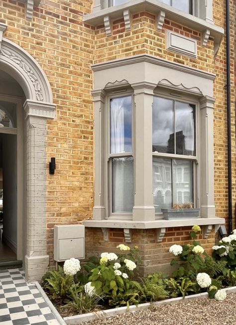 Victorian Terrace Windows, Front Of Terraced House Ideas, Painted Brick Victorian House Exterior, Victorian Terrace Exterior Paint, London Terrace House Exterior, Victorian Terrace Decor, Double Fronted Victorian House, Victorian House Facade, Victorian Homes Uk