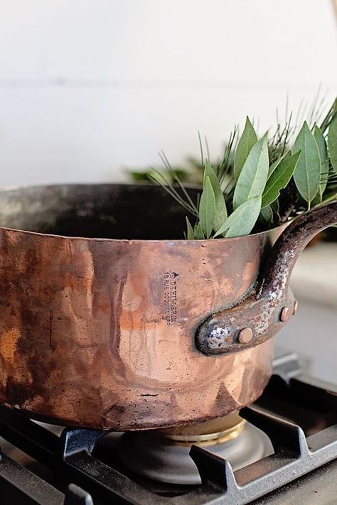 French Country Bathroom, Copper Decor, Dreamy Whites, Copper Kettle, Country Decorating, Copper Cookware, Copper Pots, French Cottage, Copper Kitchen