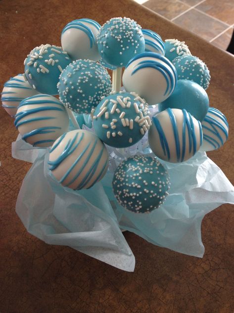 Cake Pop Centerpiece, Frozen Cake Pops, Baby Shower Cupcake Cake, Simple Baby Shower Cake, Baby Cake Pops, Blue Cake Pops, Cake Pop Bouquet, Diy Cake Pops, Cake Pop Designs