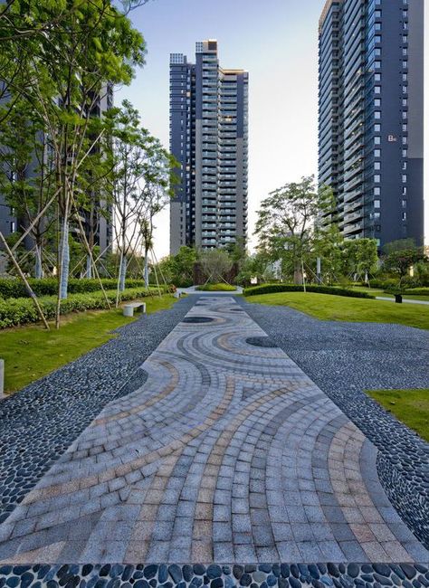 Landscape For House, Landscape Pavement, Pavement Design, Flooring Pattern, Paving Pattern, Landscape Details, Street Mall, Walkways Paths, Hardscape Design