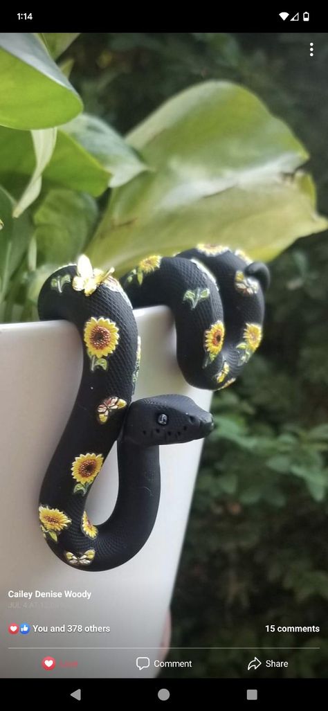 Polymer Clay Plant Pots Diy, Cute Clay Snake, Clay Snake Ideas, Snake Clay Art, Air Dry Clay Snake, Clay Snake Sculpture, Snake Decorations, Clay Snakes, Ceramic Snake