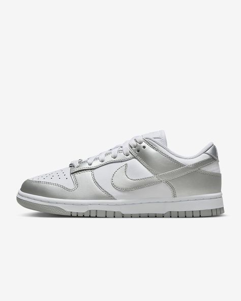 Nike Dunk Low Women's Shoes. Nike UK Nike Dunk Low Metallic Silver, Silver Nike Shoes, Silver Dunks, Low Dunk Outfits, Nike Low Dunks Outfit, Popular Nike Shoes, Silver Outfits, Black Leather Chelsea Boots, Trendy Shoes Sneakers