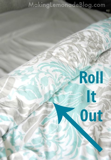 Diy Duvet, Duvet Cover Diy, Closet Transformation, The Family Handyman, Bedding Comforter, Boho Diy, Mattress Covers, Cleaning Organizing, Simple Tricks