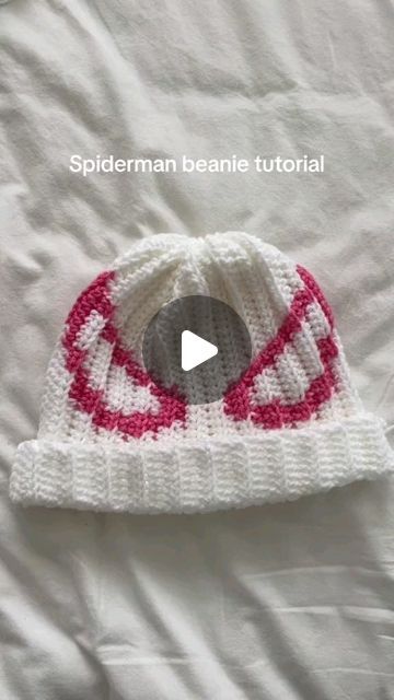 Spiderman Beanie Crochet Pattern, Crochet Spiderman Beanie, Beanie Crochet Tutorial, Spider Man Beanie, Spiderman Beanie, Spiderman Crochet, Crocheting Tips, Men's Beanies, Beanie Crochet