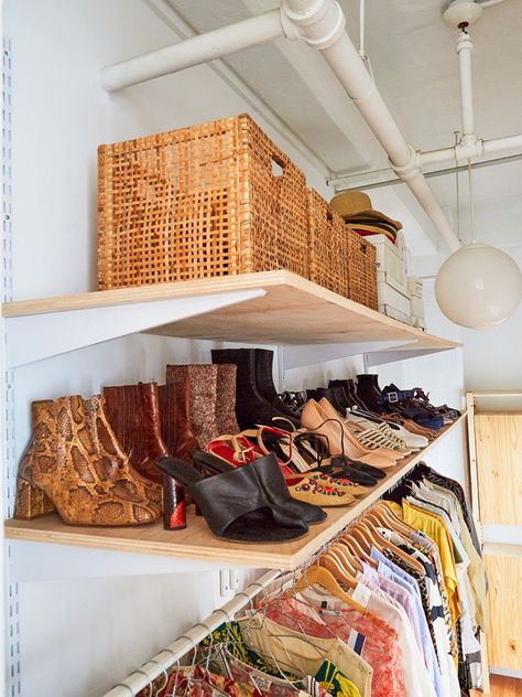 A DIY closet organization idea. Diy Walk In Closet, Compact Home, Closet Diy, Utility Closet, Ikea Closet, Outdoor Tub, Tall Windows, Open Closet, Diy Wardrobe