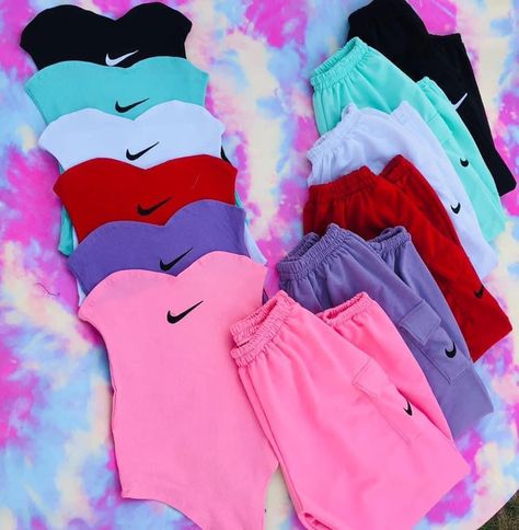 Nike Clothes, Cute Sweatpants Outfit, Cute Sweatpants, Aesthetic Girly, Strapless Bodysuit, Teen Swag Outfits, Cute Nike Outfits, Womens Suits, Cotton Sweatpants