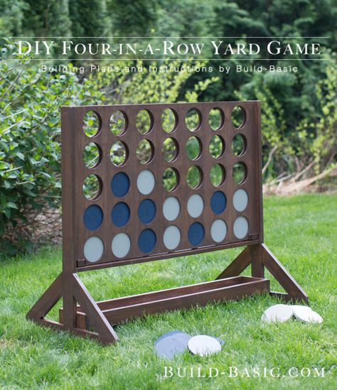 Outdoor Scrabble, Family Yard Games, Giant Yard Games, Backyard Games Kids, Backyard Party Games, Outdoor Yard Games, Diy Yard Games, Outdoor Graduation Parties, Graduation Party Games