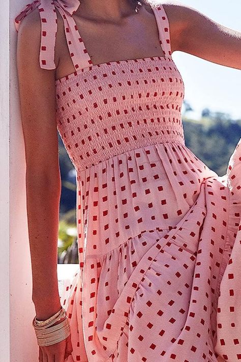 Pink dress with red polka dots, but they are squares. Ties at the shoulders and has smocking and ruffle tiers Stylish Maxi Dress, Mode Rose, Tiered Dresses, Belle Silhouette, Dress Sleeve Length, Printed Long Dresses, Dress Spaghetti, Fashion Pattern, Types Of Skirts