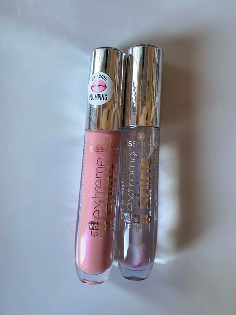 Plump Aesthetic, Lip Gloss Essence, Essence Gloss, Essence Aesthetic, Essence Lipgloss, Essence Lip Gloss, Make The Friendship Bracelets, Make Up Aesthetic, Profumo Victoria Secret