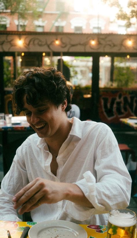 has my heart🤍 Brad The Vamps, Bradley Will Simpson, Bradley The Vamps, Blake Richardson, Married In Vegas, Will Simpson, Brad Simpson, Bradley Simpson, In Another Life