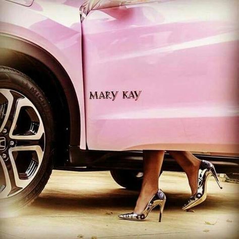 Mary Kay Pink Cadillac, Mary Kay Car, Mary Kay Logo, Mary Kay Office, Kosmetyki Mary Kay, Mary Kay Career, Mary Kay Facebook, Mary Kay Inspiration, Selling Mary Kay