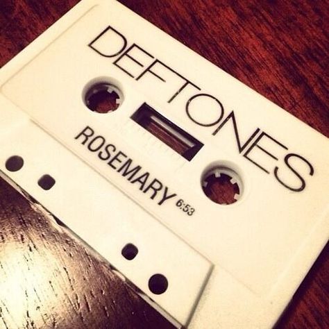 Deftones caseth single Dani California, Around The Fur, Rock Punk, Tour Dates, Music Stuff, My Vibe, Hatsune Miku, Music Is Life