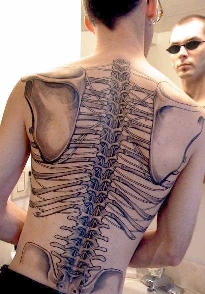 Skeletal Back Tattoo Anatomical Tattoos, Tatoo 3d, Anatomy Tattoo, Spinal Tattoo, Tattoo Son, Backpiece Tattoo, Tato Minimal, Skeleton Tattoo, Bone Tattoos