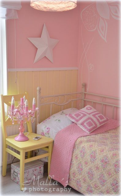 Yellow Girls Room, Toddler Bedroom Playroom, Yellow Girls Bedroom, Yellow Bedroom Walls, Purple Girls Bedroom, Yellow Girls, Autumn Room, Pink Bedroom For Girls, Pink Girl Room