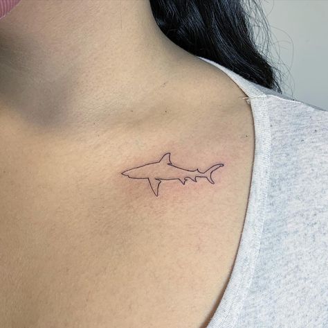 Shark Fin Tattoo Minimalist, Small Shark Outline Tattoo, Shark Fin Tattoo Simple, Blacktip Shark Tattoo, Feminine Shark Tattoo For Women, Dainty Shark Tattoo, Feminine Shark Tattoo, Simple Shark Tattoos For Women, Minimal Shark Tattoo