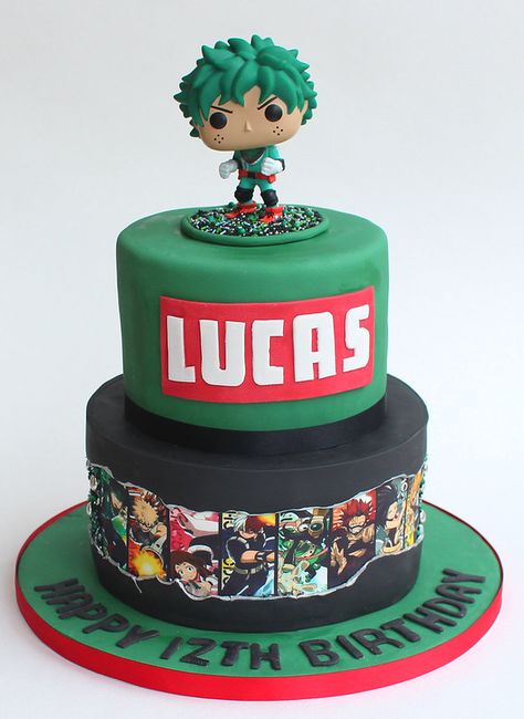 My Hero Academia Party Theme, Anime Birthday Cake Ideas One Piece, My Hero Academia Birthday Party Ideas, Deku Cake, Anime Cake Design, Mha Cake, My Hero Academia Birthday Party, My Hero Academia Cakes Birthday, Anime Cake Ideas