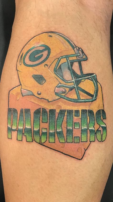 Green Bay Tattoo, Packers Tattoo Ideas, Packers Tattoo, Green Bay Packers Tattoo, Vinyl Record Painting, Brian Dawkins, Helmet Tattoo, Record Painting, Green Bay Packers Football