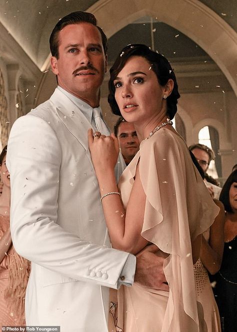 Elizabeth Chambers, Gal Gabot, Aaliyah Pictures, Mystery Film, Kenneth Branagh, Armie Hammer, Hercule Poirot, Glam Photoshoot, The Nile