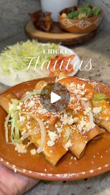 Salsa For Flautas, Mexican Taquitos Chicken, Taquitos In A Cup, Mexican Food With Chicken, What To Make With Corn Tortillas, Flautas Recipe Chicken, Chicken Breast Recipes Mexican, Mexican Dishes With Chicken, Chicken Mexican Recipes