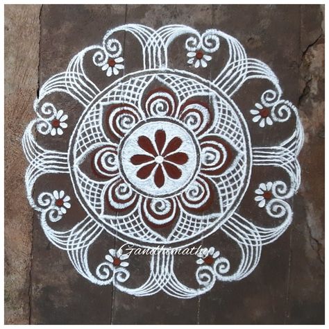 Rangoli Designs White Colour, Deepam Rangoli Designs, Simple Rangoli Designs Latest, Simple Colour Kolam, Kolam Painting, Rangoli Designs White, Jhoti Design, Diwali Kolam, Colour Kolam