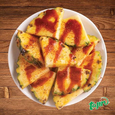 Tajin USA on Instagram: “* TOP SECRET Tajín® 🍍 recipe* . . Ingredients: • 1 Juicy Pineapple 🍍 • Tajin Classic Seasoning • Tajin Chamoy Sauce *(Yes, Tajín is in…” Chamoy Pineapple, Pineapple With Tajin, Pineapple Tajin, Tajin Recipes, Chamoy Sauce, Cake Popsicles, Recipe Ingredients, Top Secret, Popsicles