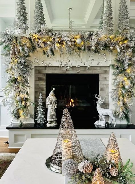 34 Christmas Mantel Decor 2024: Gorgeous Christmas Decor Ideas for Your Home Fireplace Decor For Christmas, White Christmas Decor Diy, Diy Christmas Mantel Decor, Diy Christmas Mantel, Mantel Decor Christmas, Christmas Mantel Ideas, Archway Decor, Christmas Trays, Christmas Centerpiece Ideas