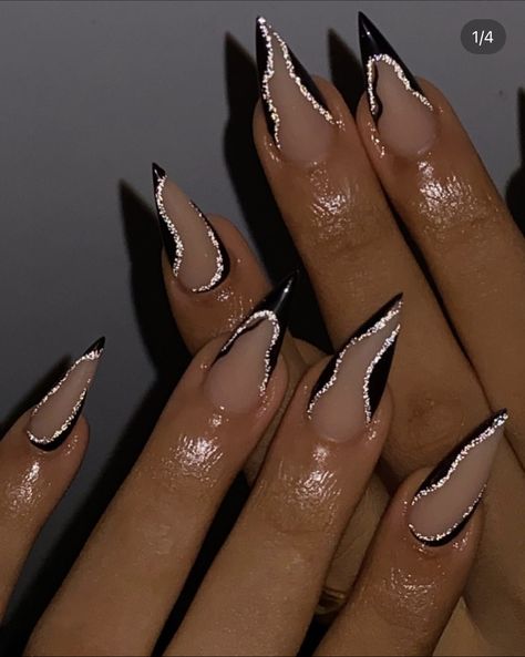 Desi Nails, Acrylic Nails Stiletto, Silver Nail Designs, Prom Inspo, Black Acrylic Nails, Stylish Nails Designs, Glamour Nails, Stiletto Nails Designs, Work Nails