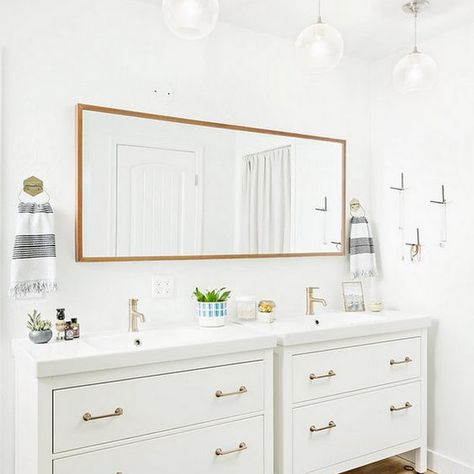 Modifying an IKEA Hemnes vanity for a modern, cool guest bathroom with black and leather accents Makeover Kamar Mandi, Ikea Vanity, Hack Ikea, Farmhouse Bathroom Vanity, Best Bathroom Vanities, Ikea Bathroom, Bathroom Inspiration Modern, Ikea Hemnes, Modern Farmhouse Bathroom