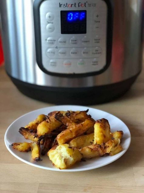 How to Roast Parsnips in the Instant Pot Duo Crisp - Feisty Tapas Instant Pot Parsnips, Instant Pot Duo Crisp, Instant Pot Duo Crisp Recipes, How To Roast Parsnips, Roast Carrots And Parsnips, Roasted Parsnips, Vegetarian Instant Pot, Roast Dinner, Crisp Recipe