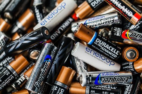 Best AA batteries for photography Batteries Aesthetic, Battery Photography, Beach Wall Collage, Wallpaper Images, Phone Wallpaper Images, Aa Battery, Photo Tips, Aa Batteries, Sharks