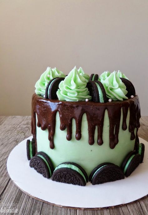 Mint Oreo Cake, Oreo Torte, Mint Oreo, Gateaux Cake, Chocolate Mint, Layer Cakes, Oreo Cake, Cake Baking, Drip Cakes