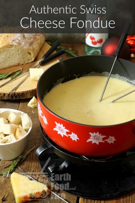 A simple meal best enjoyed with friends, fondue makes a fun appetizer or meal. Make this traditional Swiss Cheese Fondue at your next get together or party! #fondue #cheesefondue #appetizers Swiss Cheese Fondue Recipe, Cheese Fondue Recipe Easy, Best Cheese Fondue, Swiss Cheese Fondue, Swiss Fondue, Fondue Dinner, Fondue Recipes Cheese, Swiss Recipes, Fondue Recipe