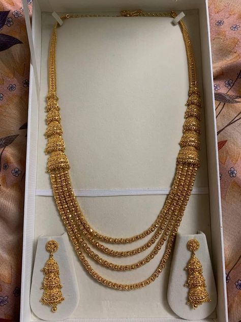 Shahi Haar Gold, Gold Haar Designs Indian, Gold Jewels Design Long Necklace, Aaram Gold Designs, Gold Rani Haar Indian, Raani Haar Gold Jewellery Designs, Gold Necklace Designs Long, Gold Jewels Design Haram, Rani Haar Gold Indian Bridal