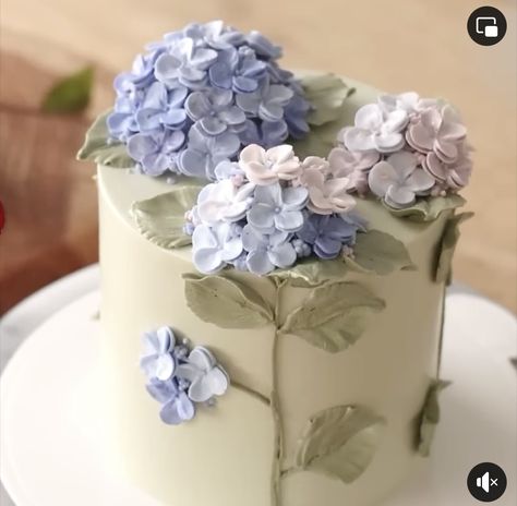 Hydrangea Cake, Anna Cake, Beautiful Cake Designs, Purple Cakes, Cupcake Designs, Simple Wedding Cake, Decorator Icing, Dream Cake, Rose Cake