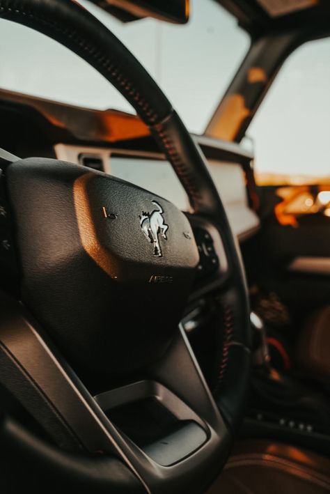 Exploring the wild west in style & comfort 🏜️ #fordbronco #lasvegas #thingstodoinvegas #bronco #offroad Ford Bronco Interior, Ford Bronco, Wild West, Las Vegas, Ford